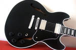 Gibson Midtown Custom: Is It A Flat 335 Or A Hollow Les Paul?